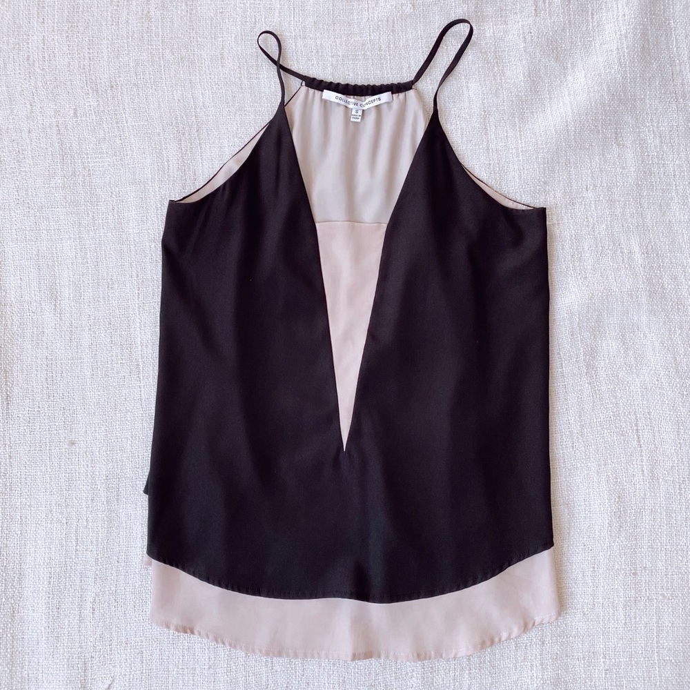 Tan/black flowy top